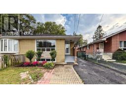 76 FENSIDE DRIVE, Toronto, Ontario