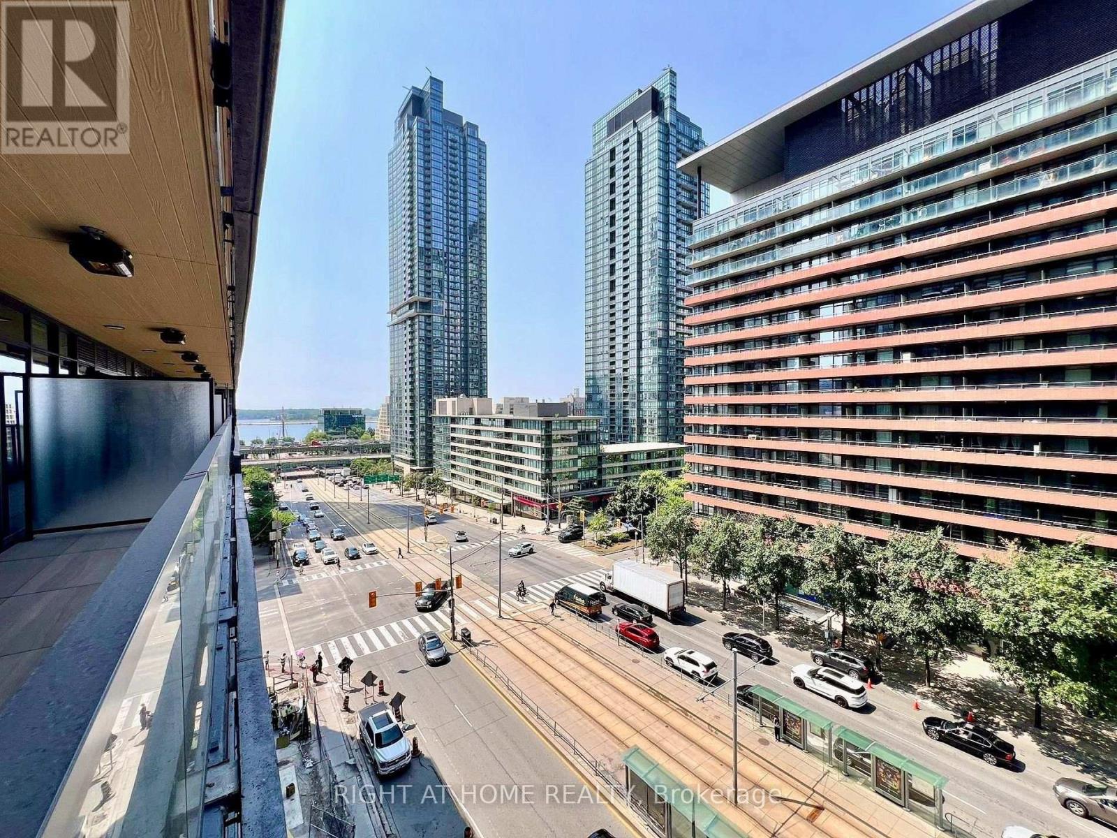 828 - 3 Concord Cityplace Way, Toronto, Ontario  M5V 0X4 - Photo 19 - C13593032