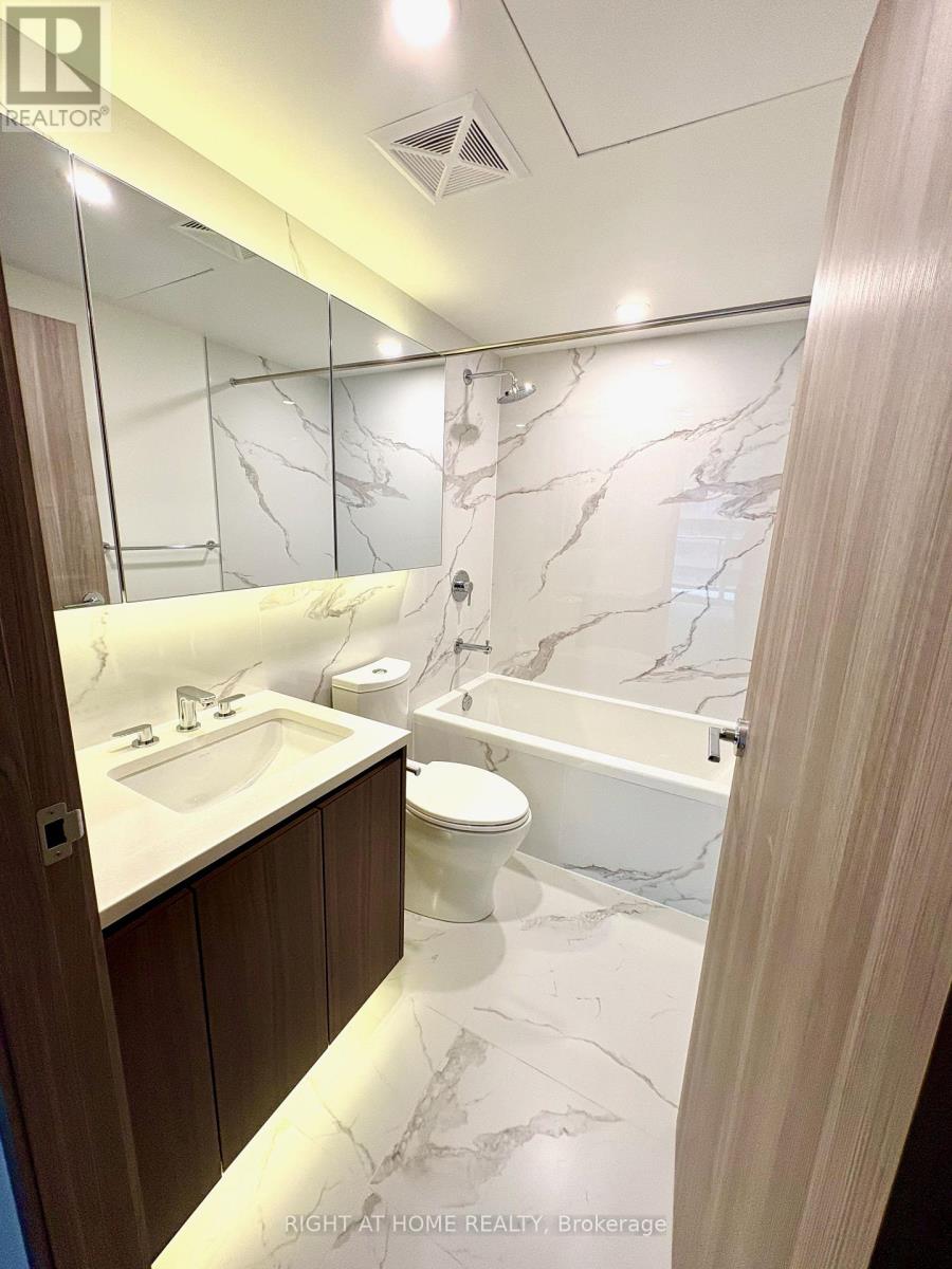 828 - 3 Concord Cityplace Way, Toronto, Ontario  M5V 0X4 - Photo 21 - C13593032
