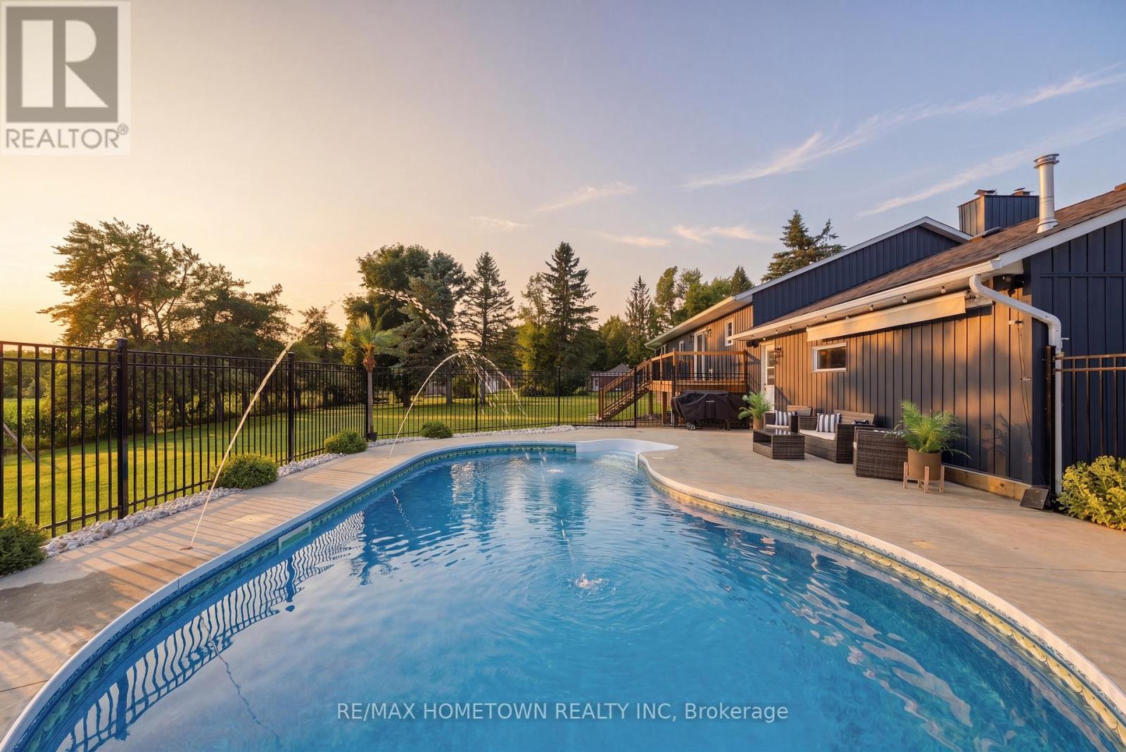 1585 County Road 2 Road, Front Of Yonge, Ontario  K0E 1R0 - Photo 2 - X13593000