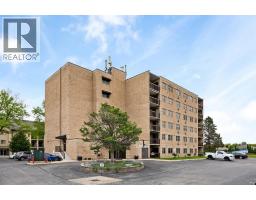 1905 NORMANDY Unit# 405, LaSalle, Ontario