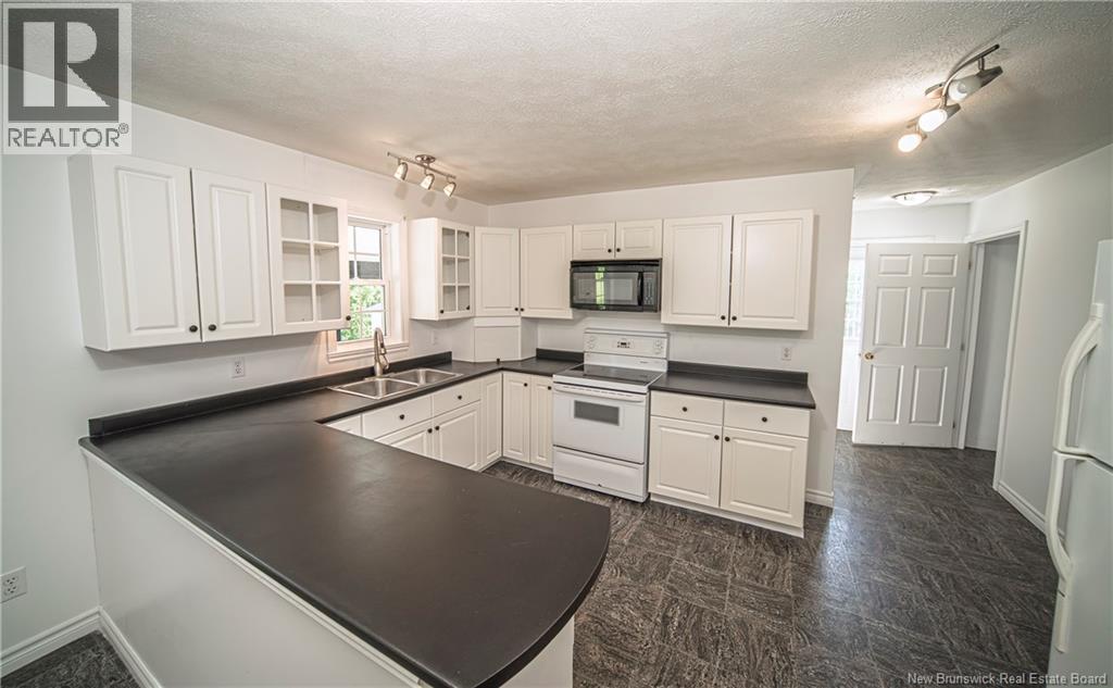 107 Main Street, Doaktown, New Brunswick  E9C 1A3 - Photo 8 - NB143286