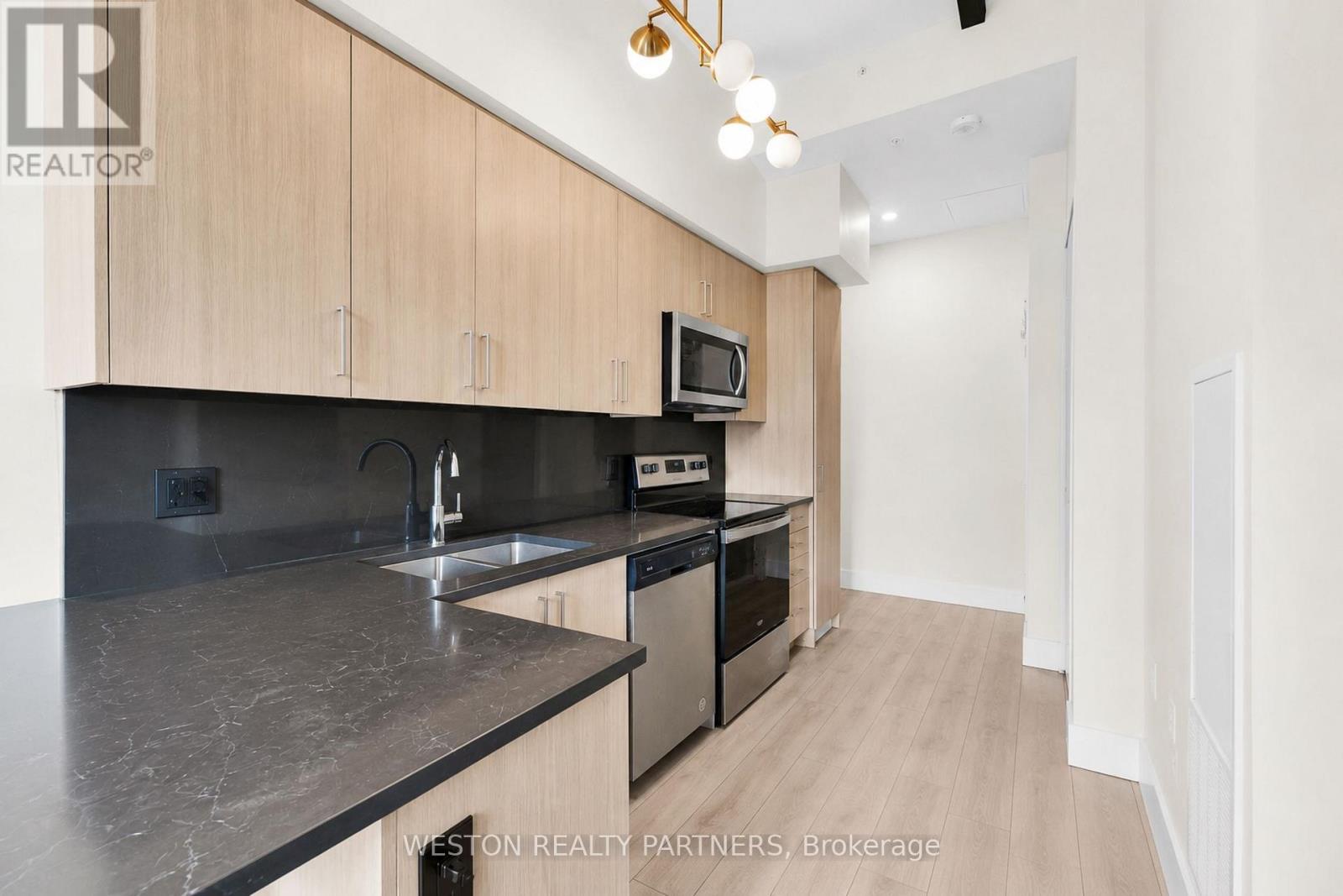 233 - 145 Columbia Street W, Kitchener, Ontario  N2L 0K7 - Photo 7 - X13592948