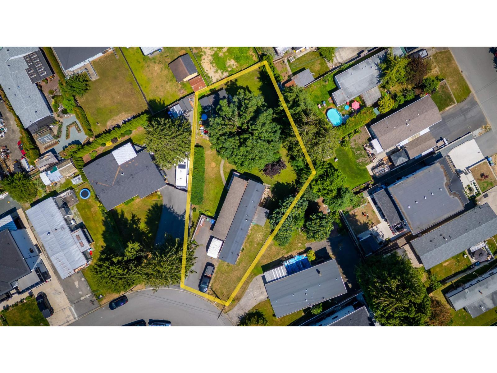 31536 Monarch Court, Abbotsford, British Columbia  V2T 6M5 - Photo 1 - R3147265
