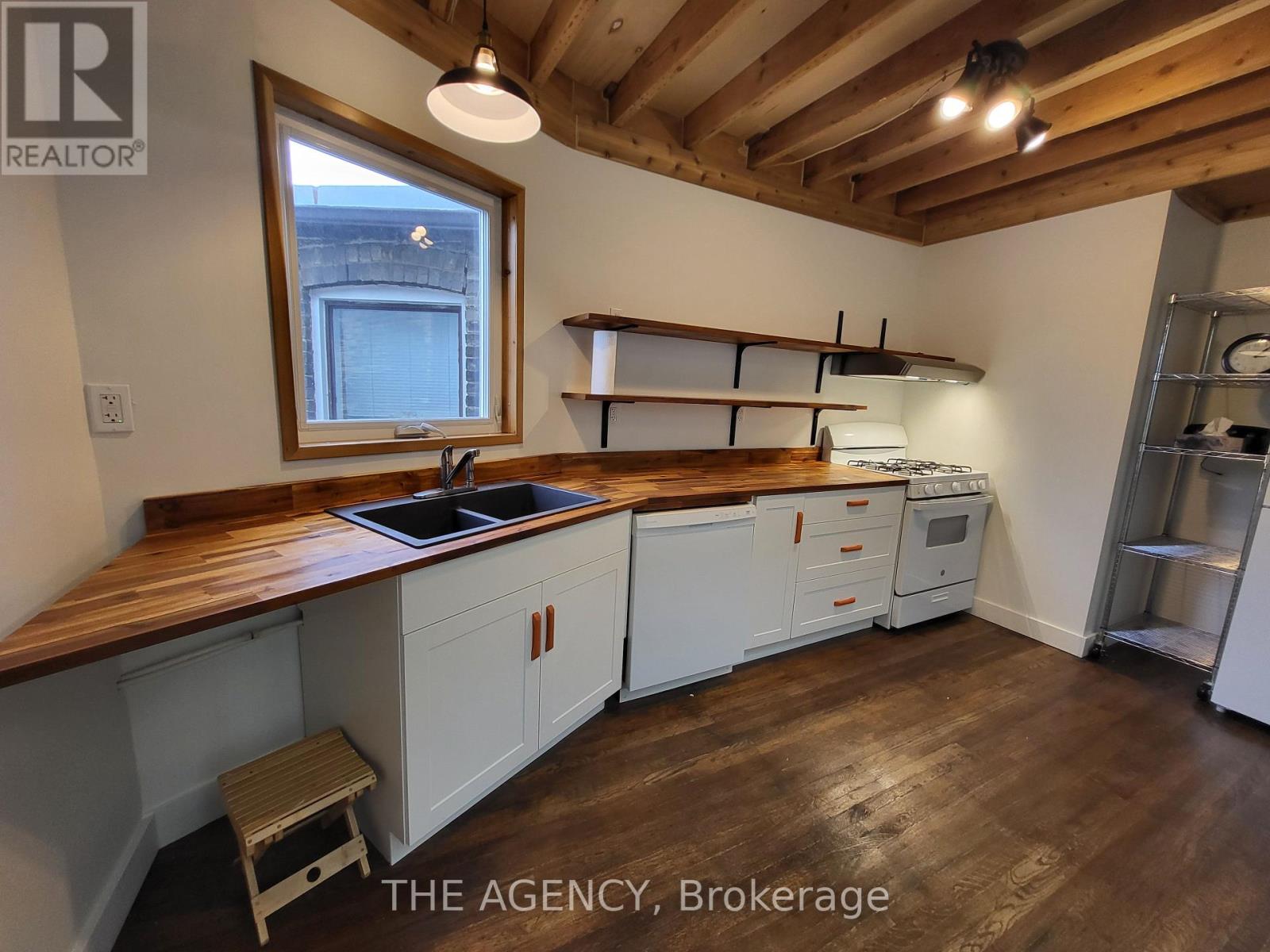 #upper - 613 Delaware Avenue N, Toronto, Ontario  M6H 2V3 - Photo 11 - C13559450