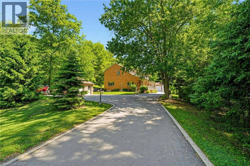 1811 Old Waterdown Road, Burlington, Ontario  L7P 0T2 - Photo 3 - 40835826