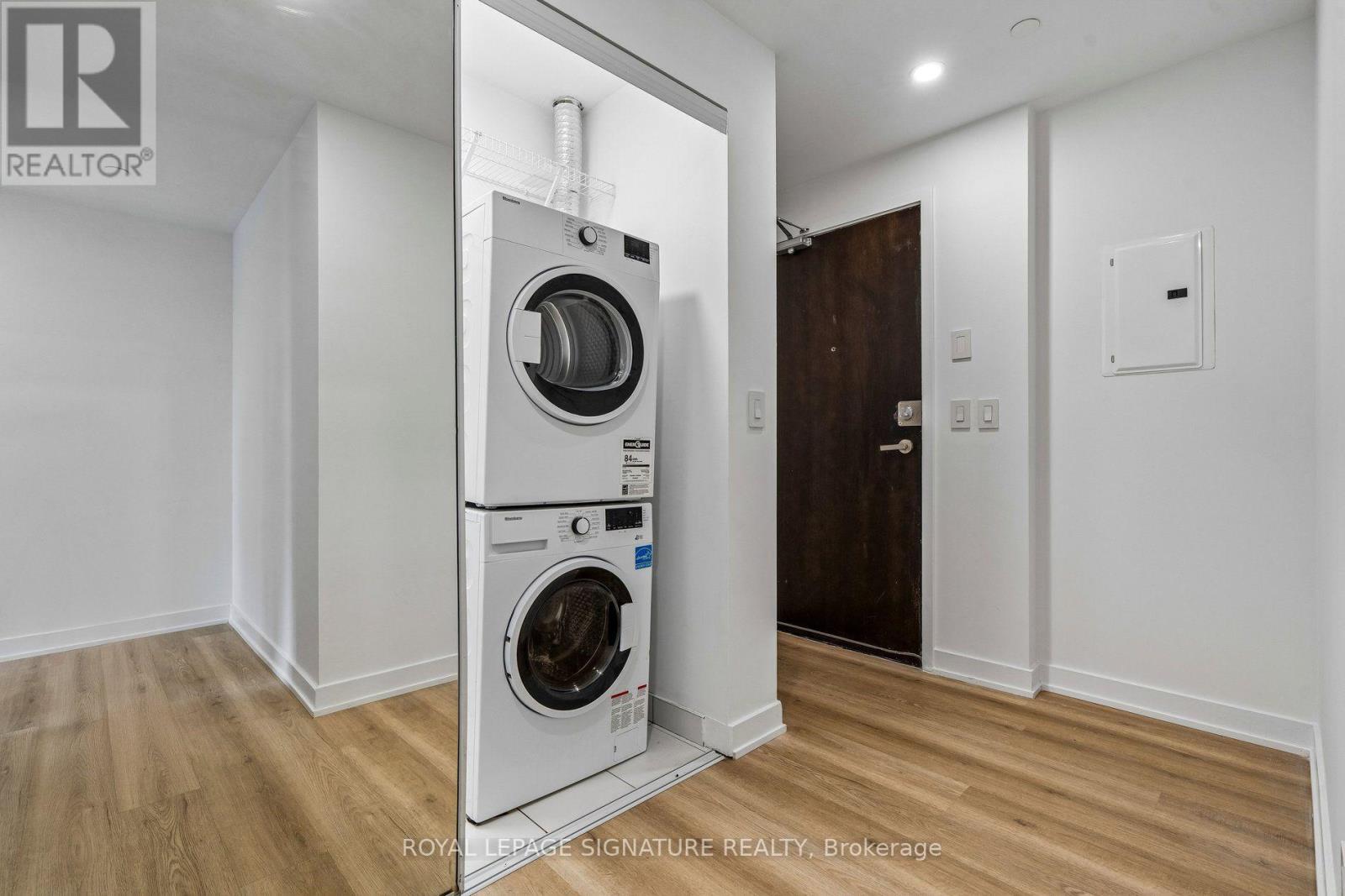1806 - 170 Sumach Street, Toronto, Ontario  M5A 0C3 - Photo 17 - C13593154
