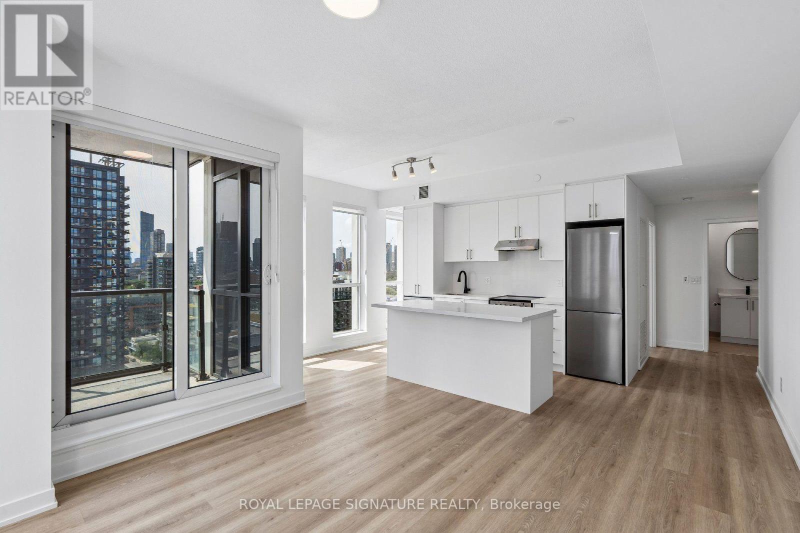 1806 - 170 Sumach Street, Toronto, Ontario  M5A 0C3 - Photo 2 - C13593154