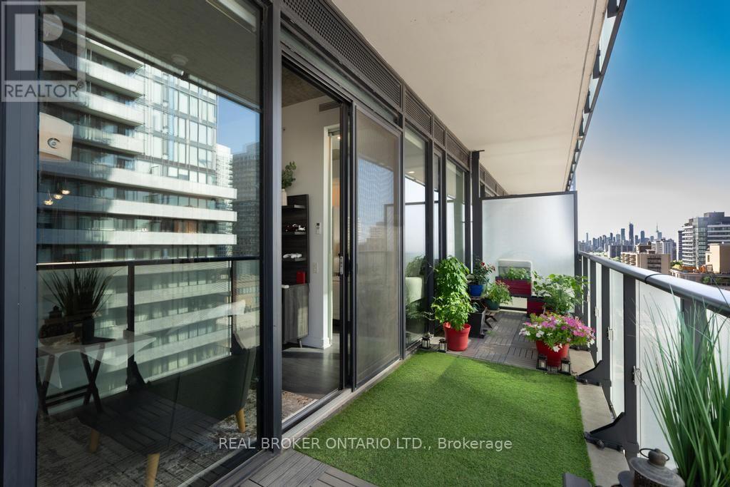 1601 - 185 Roehampton Avenue S, Toronto, Ontario  M4P 0C6 - Photo 23 - C13593230