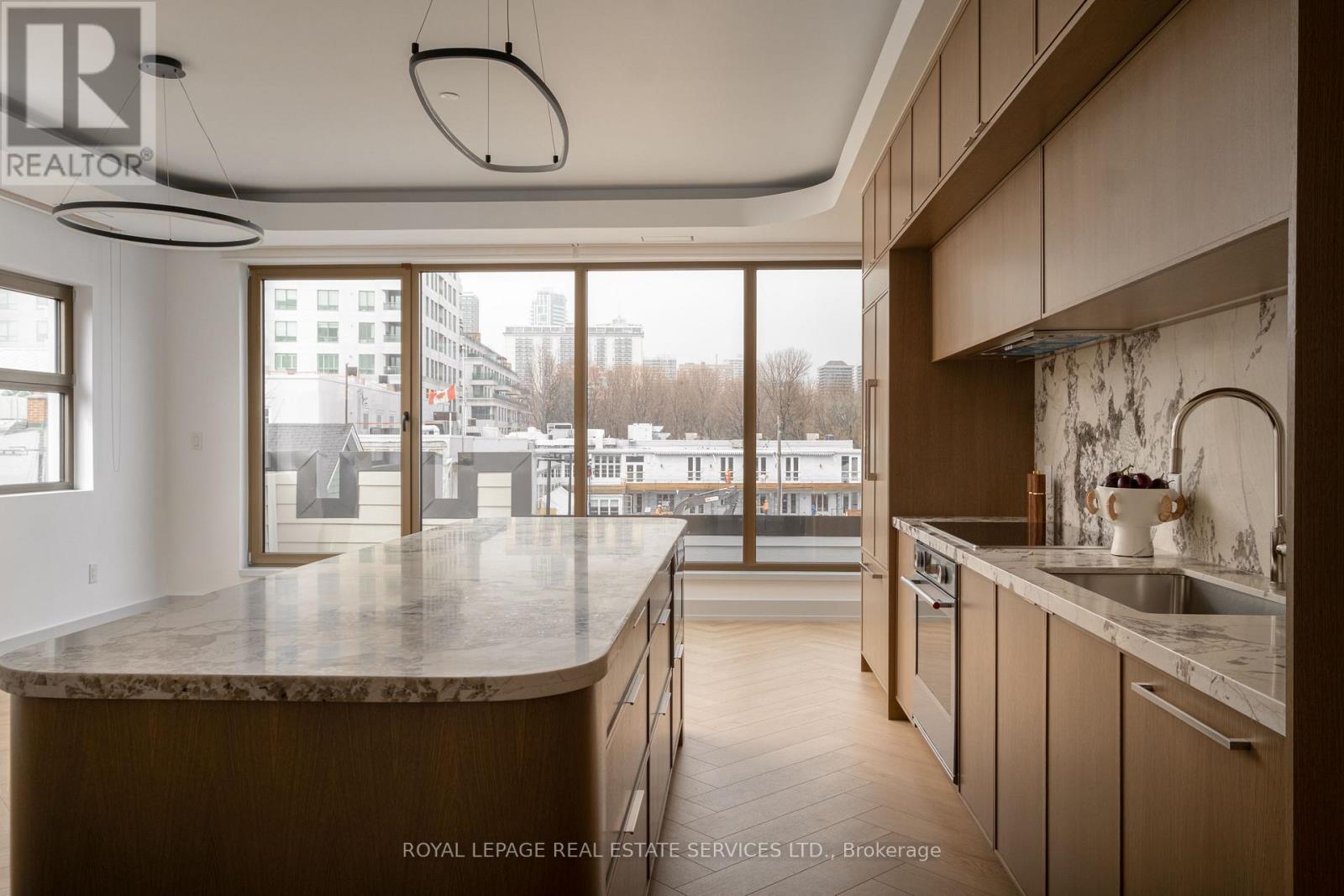 Fourth Level - 32 Rowanwood Avenue, Toronto, Ontario  M4W 1Y7 - Photo 13 - C13593310