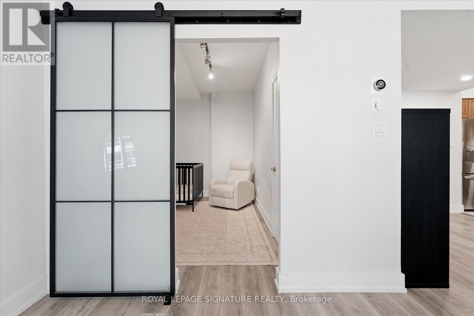 301 - 263 Wellington Street W, Toronto, Ontario  M5V 1E1 - Photo 16 - C13593316