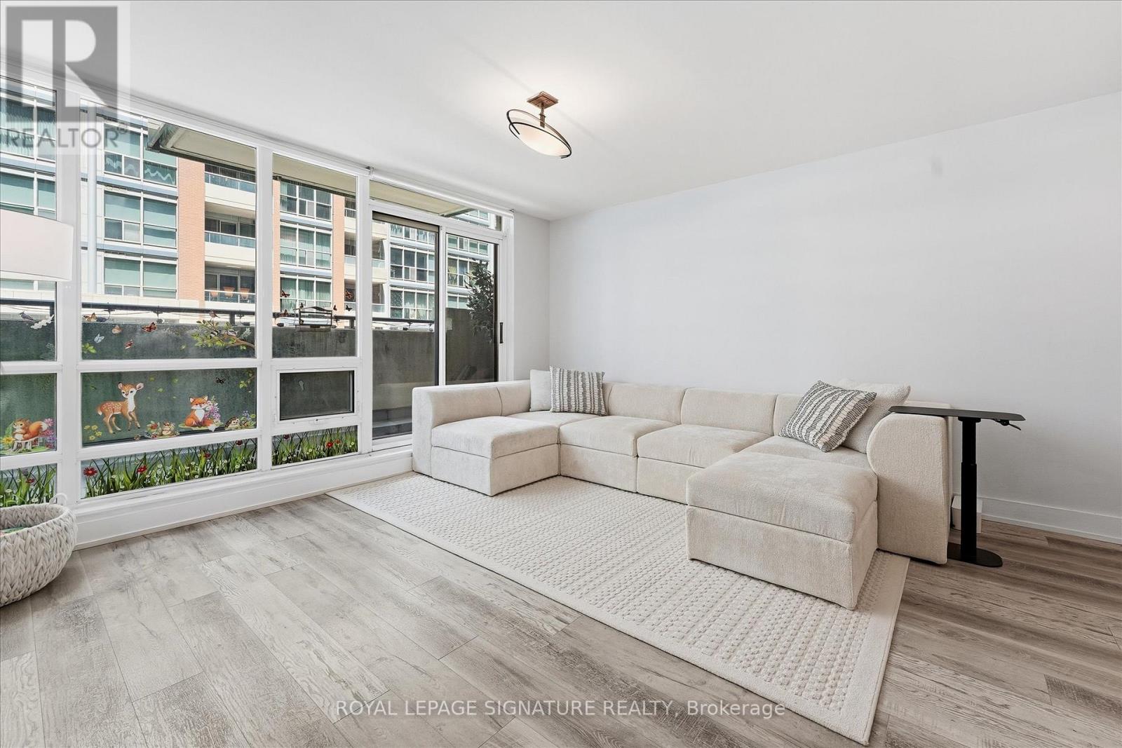 301 - 263 Wellington Street W, Toronto, Ontario  M5V 1E1 - Photo 5 - C13593316