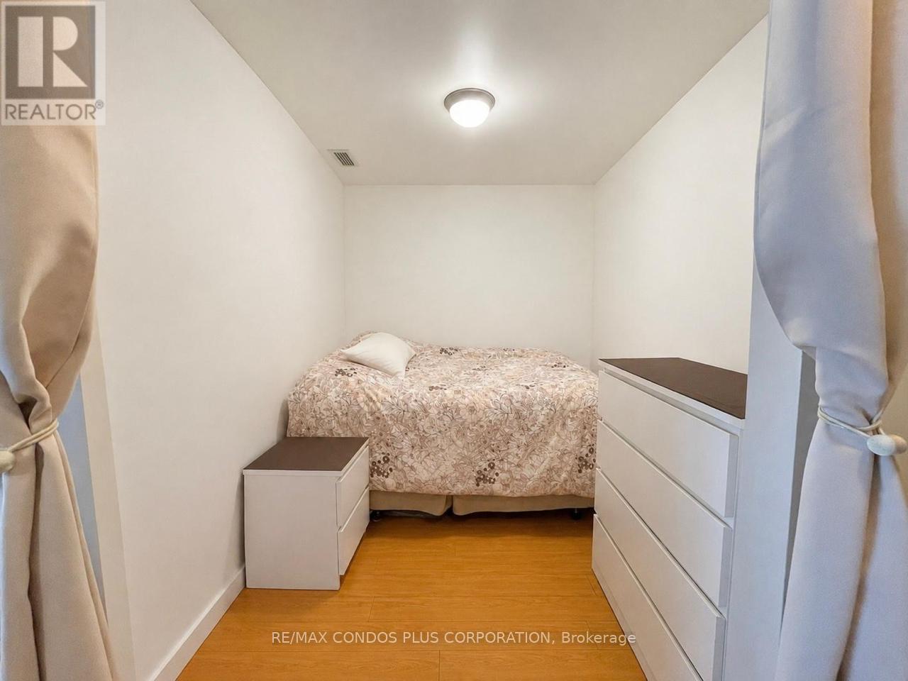 2608 - 35 Mariner Terrace, Toronto, Ontario  M5V 3V9 - Photo 9 - C13593416