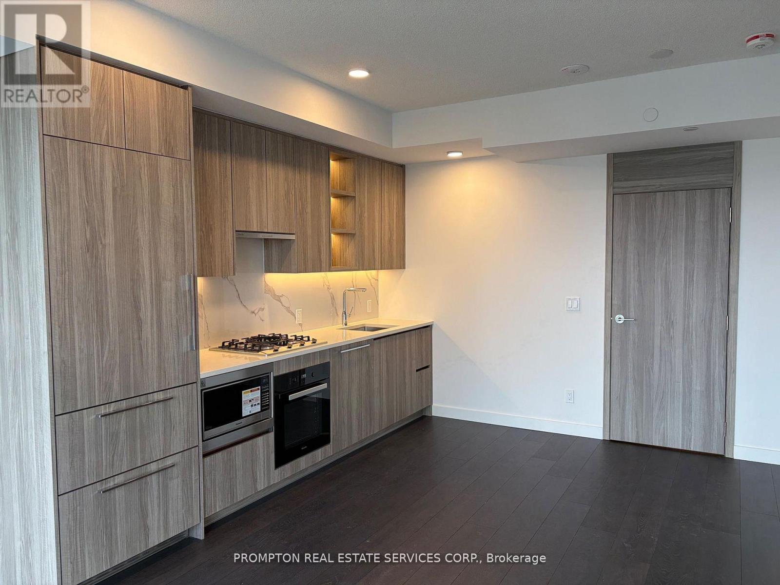 2001 - 68 Esther Shiner Boulevard, Toronto, Ontario  M2K 0J6 - Photo 2 - C13593428