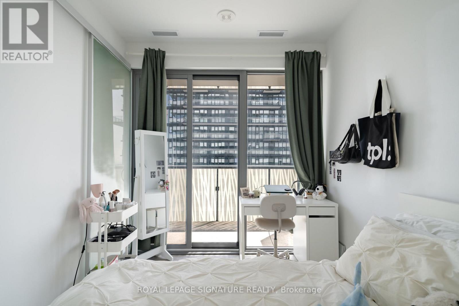 4113 - 50 Charles Street E, Toronto, Ontario  M4Y 0C3 - Photo 8 - C13593446