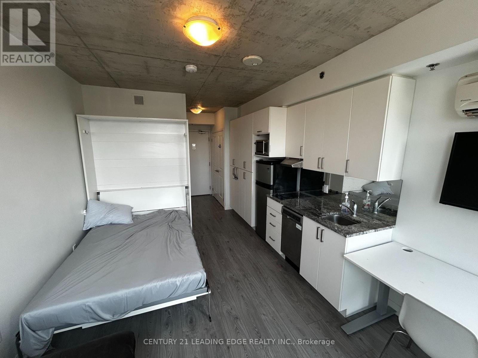 210 - 1900 Simcoe Street, Oshawa, Ontario  L1G 4Y3 - Photo 4 - E13593130
