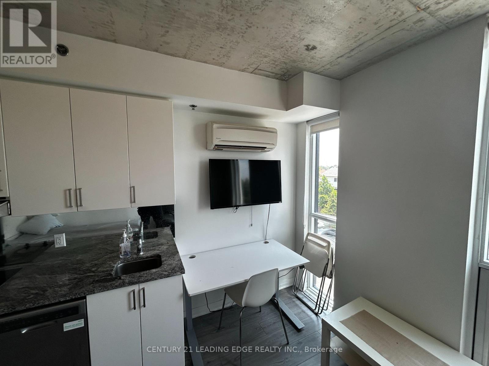 210 - 1900 Simcoe Street, Oshawa, Ontario  L1G 4Y3 - Photo 7 - E13593130