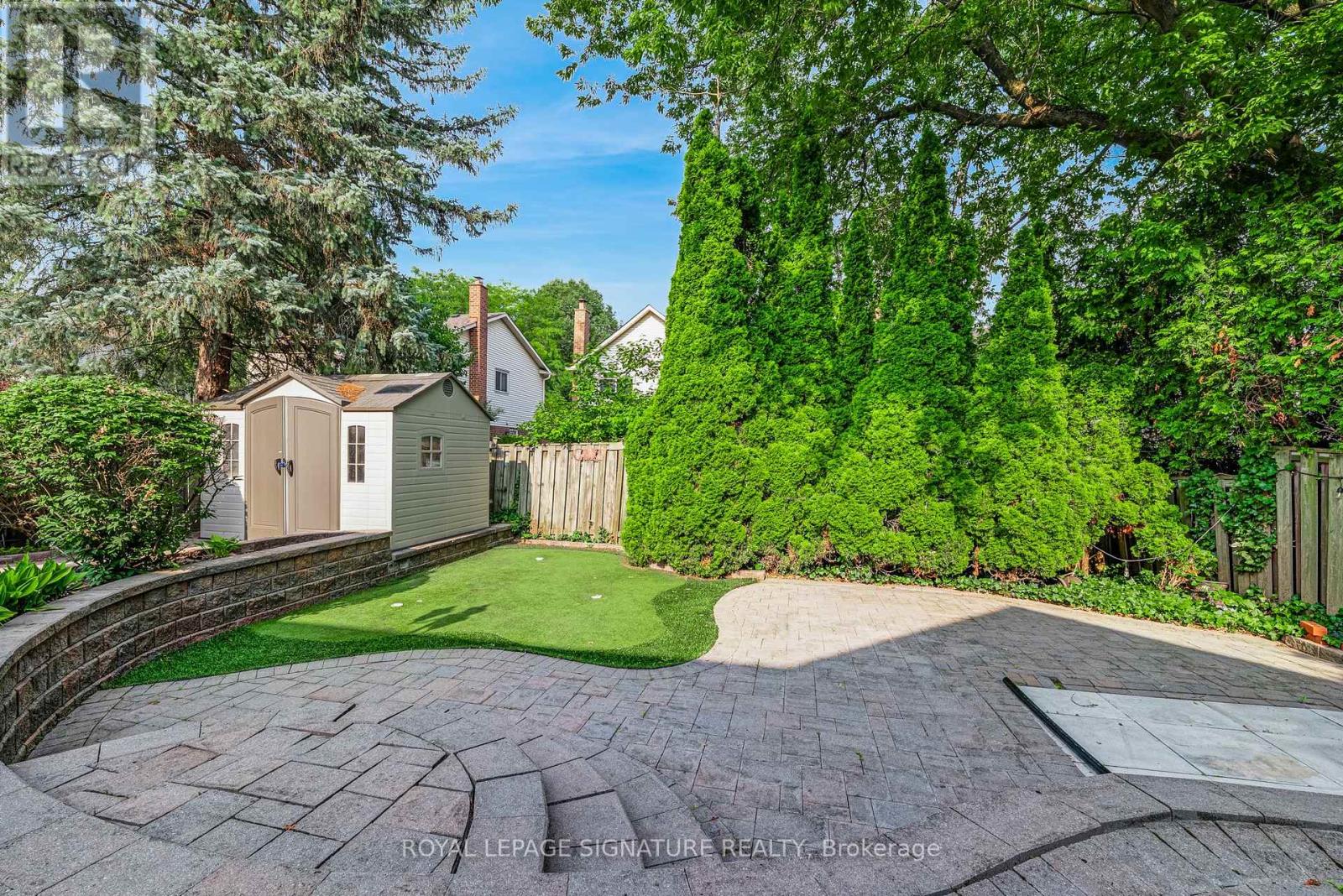 1236 Fieldstone Circle, Pickering, Ontario  L1X 1B4 - Photo 38 - E13593342
