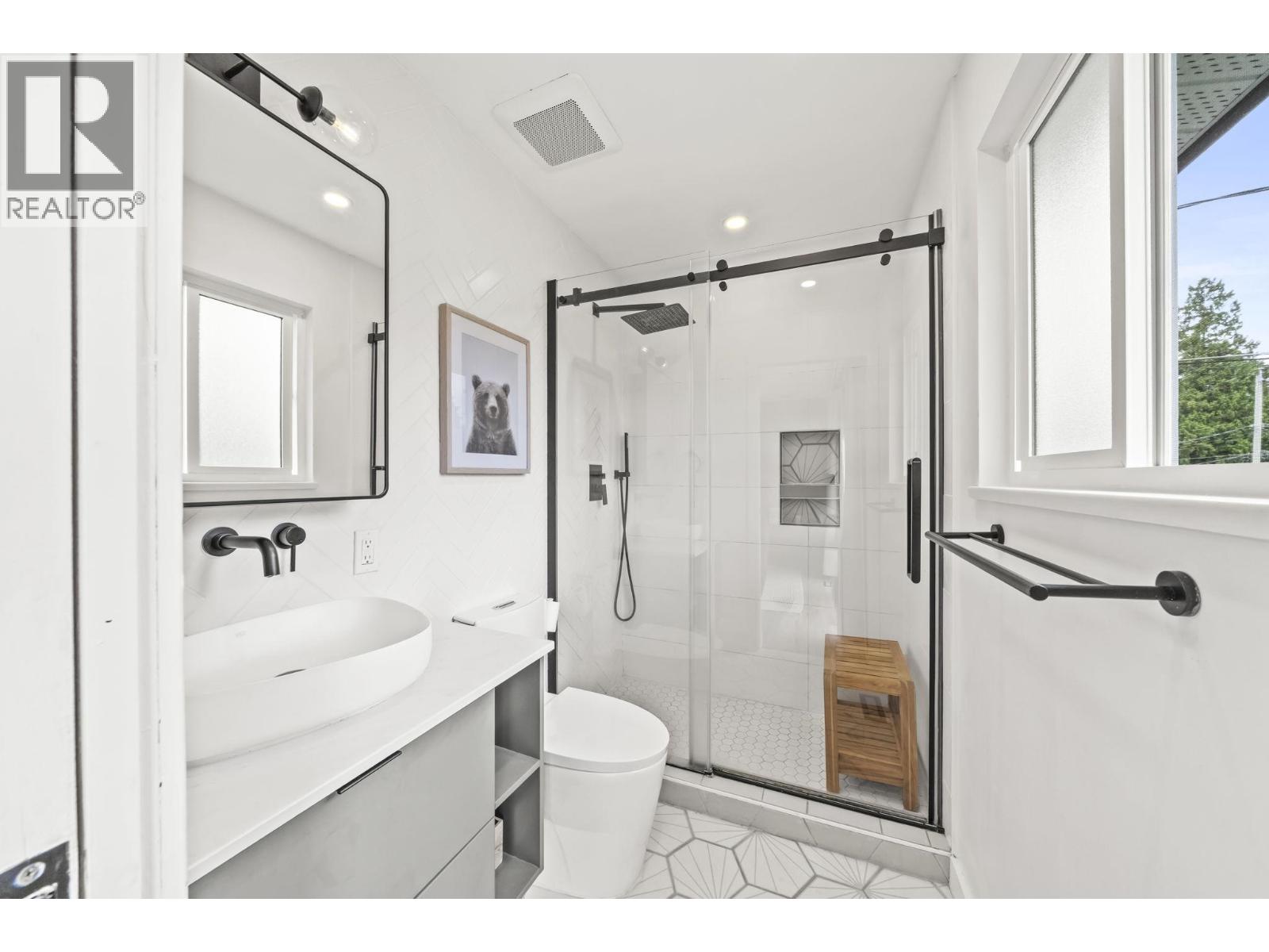 7658 Cumberland Street, Burnaby, British Columbia  V3N 3X8 - Photo 14 - R3146093