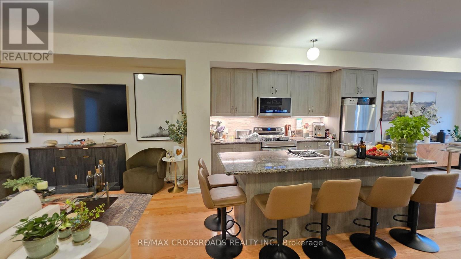 60 Puisaya Drive, Richmond Hill, Ontario  L4E 1A2 - Photo 19 - N13593162