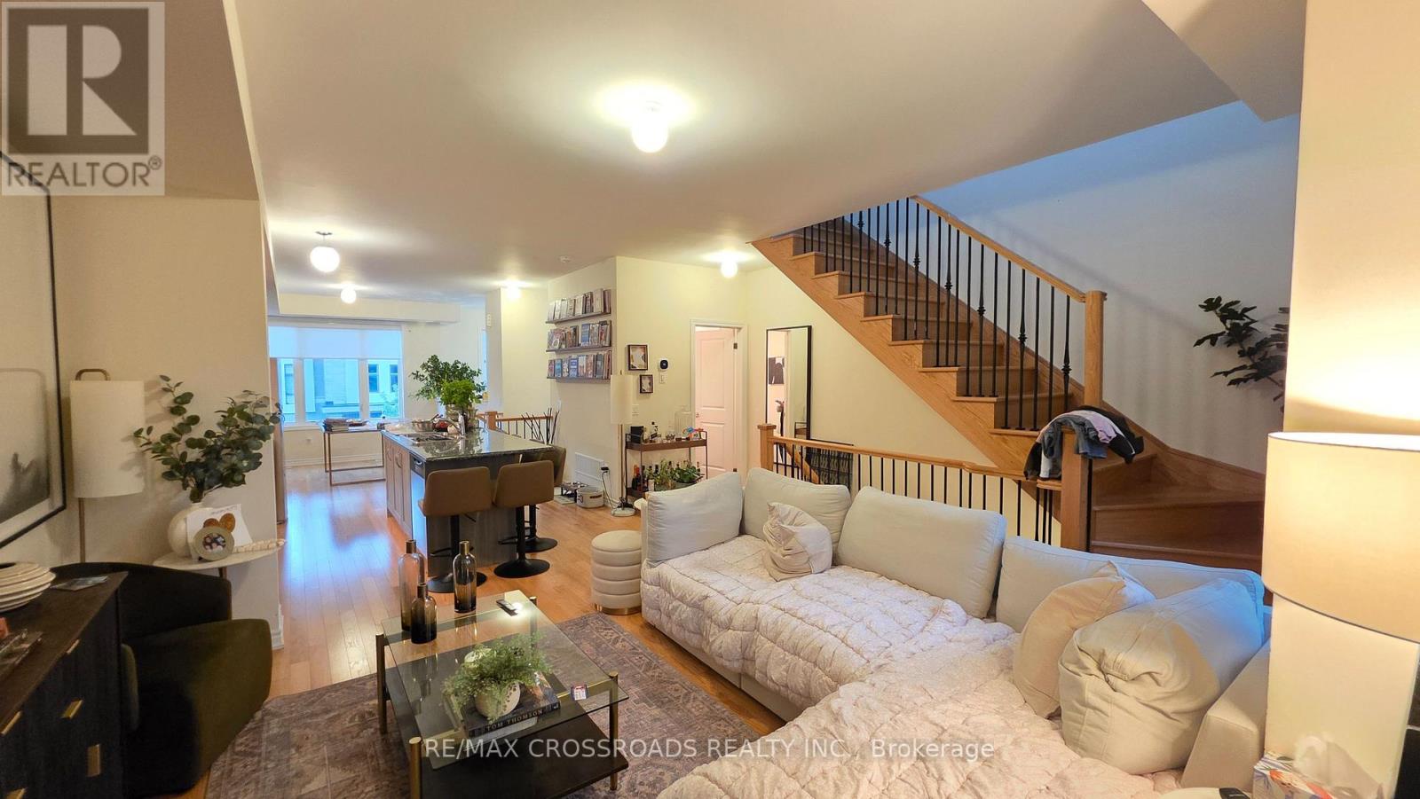 60 Puisaya Drive, Richmond Hill, Ontario  L4E 1A2 - Photo 23 - N13593162