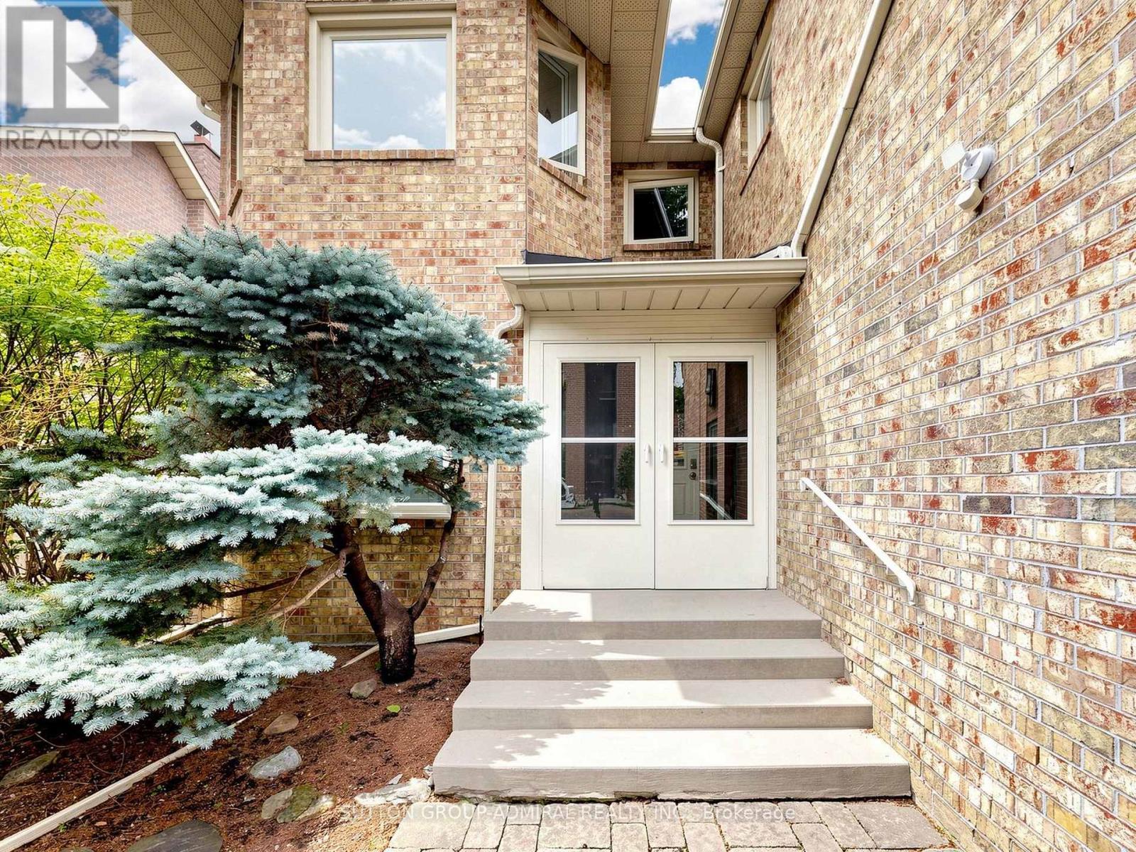 7 Cummings Court, Markham, Ontario  L3T 6S4 - Photo 2 - N13593302