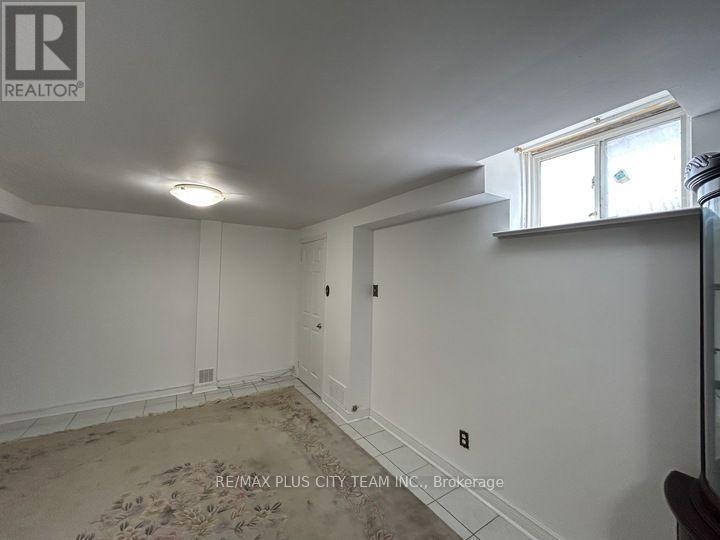 Bsmt - 45 Jimston Drive, Markham, Ontario  L3R 6R7 - Photo 2 - N13593444