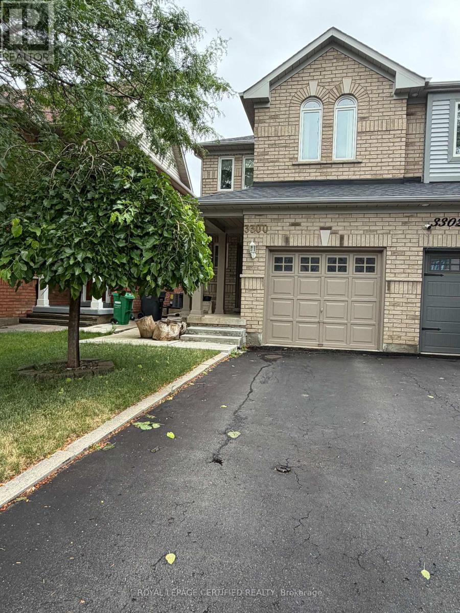 3300 Carabella Way, Mississauga, Ontario  L5M 6T4 - Photo 3 - W13593220