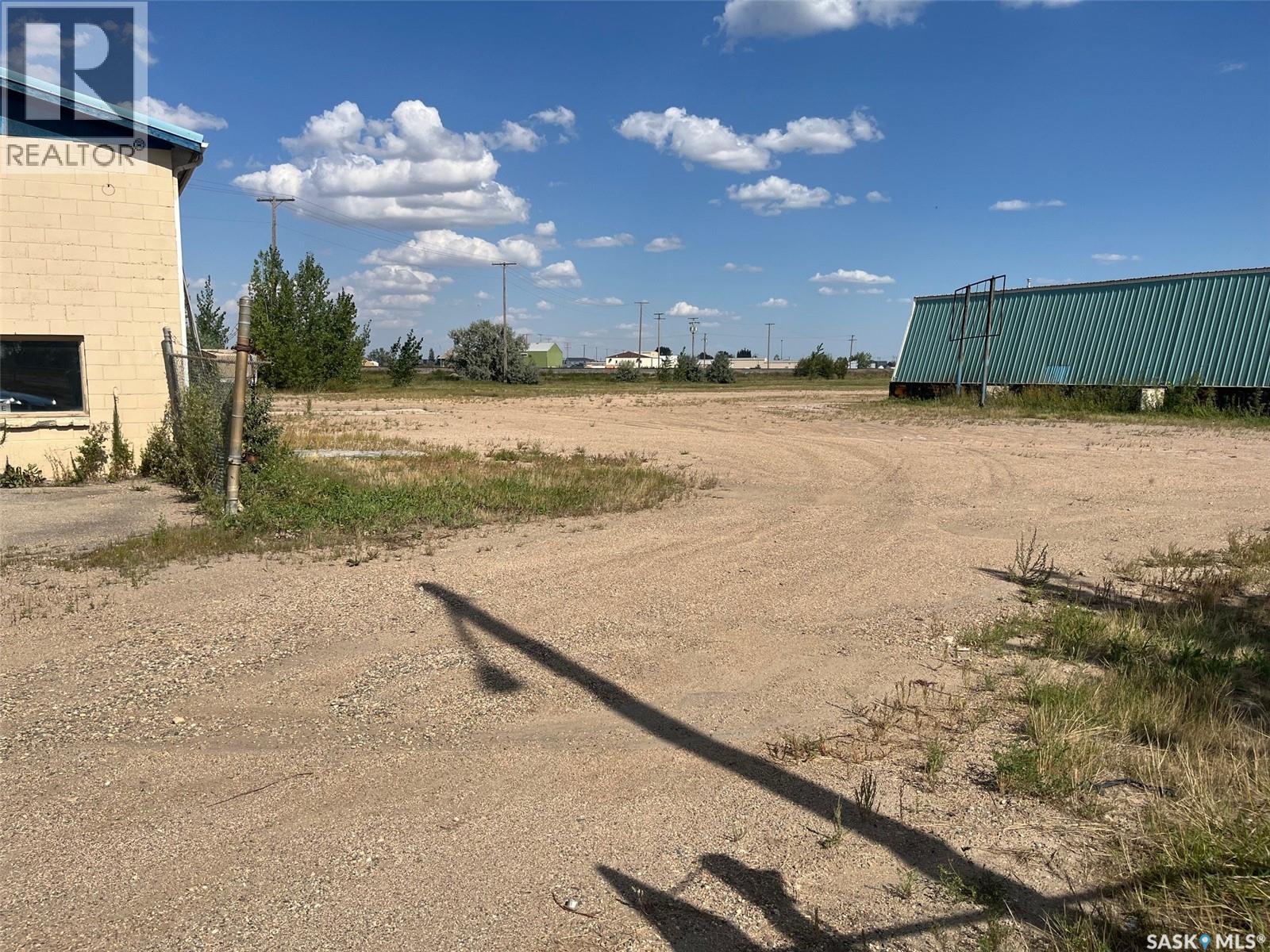 81 Highway, Estevan, Saskatchewan  S4A 2L7 - Photo 3 - SK043099