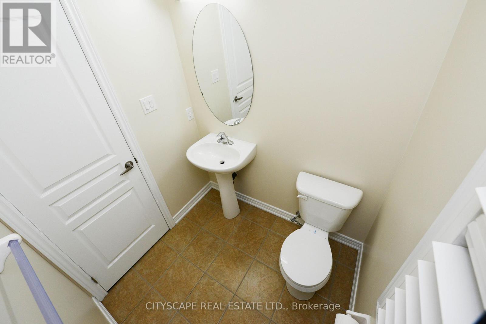 32 Fallmeadow Circle, Brampton, Ontario  L6Y 0Y8 - Photo 10 - W13593288