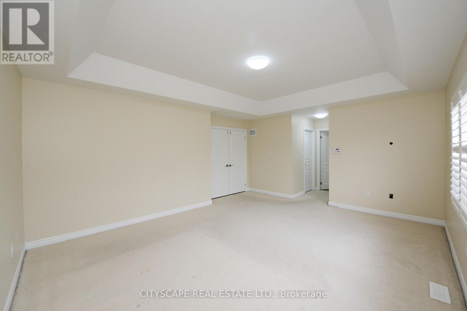 32 Fallmeadow Circle, Brampton, Ontario  L6Y 0Y8 - Photo 12 - W13593288