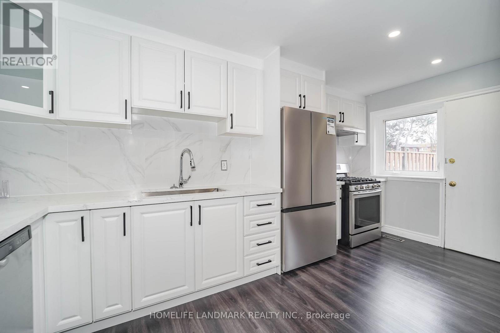147 - 6452 Finch Avenue W, Toronto, Ontario  M9V 1T4 - Photo 8 - W13593408