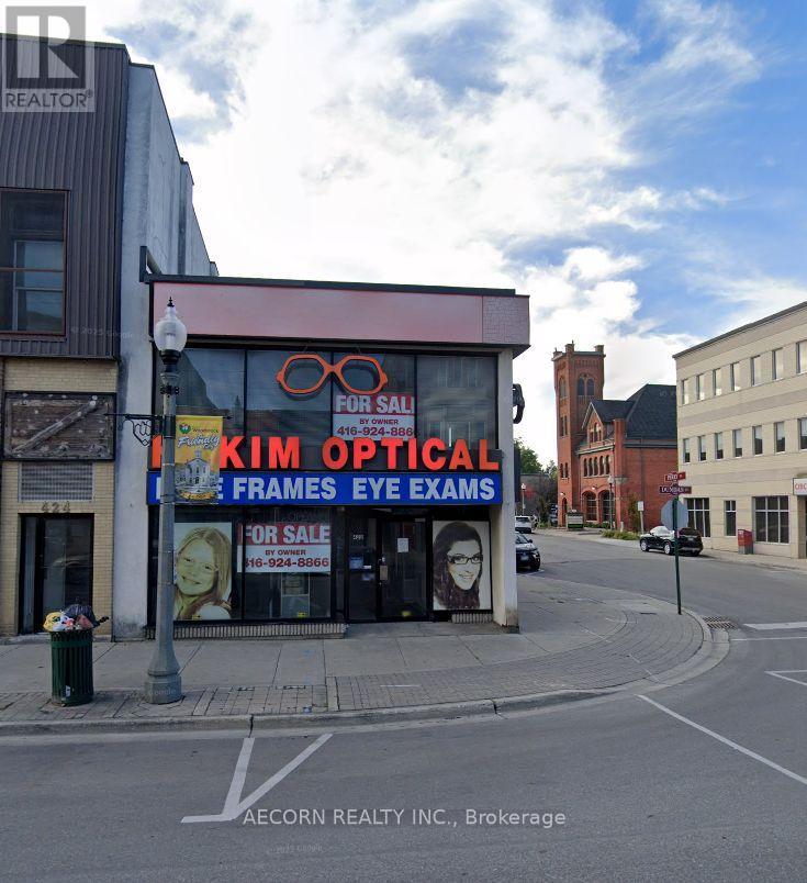 422 DUNDAS STREET, Woodstock, Ontario