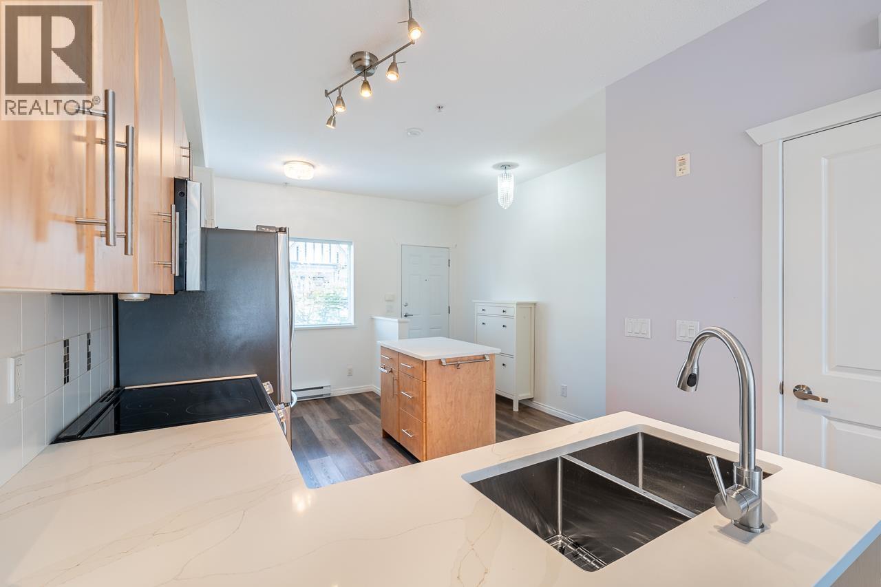 21 730 Farrow Street, Coquitlam, British Columbia  V3J 7Y7 - Photo 7 - R3148583