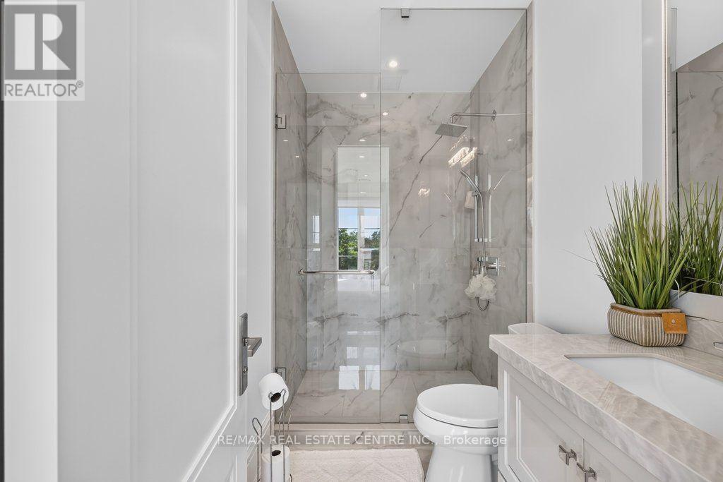 131 Mayfield Drive, Oakville, Ontario  L6H 1K6 - Photo 28 - W13592168