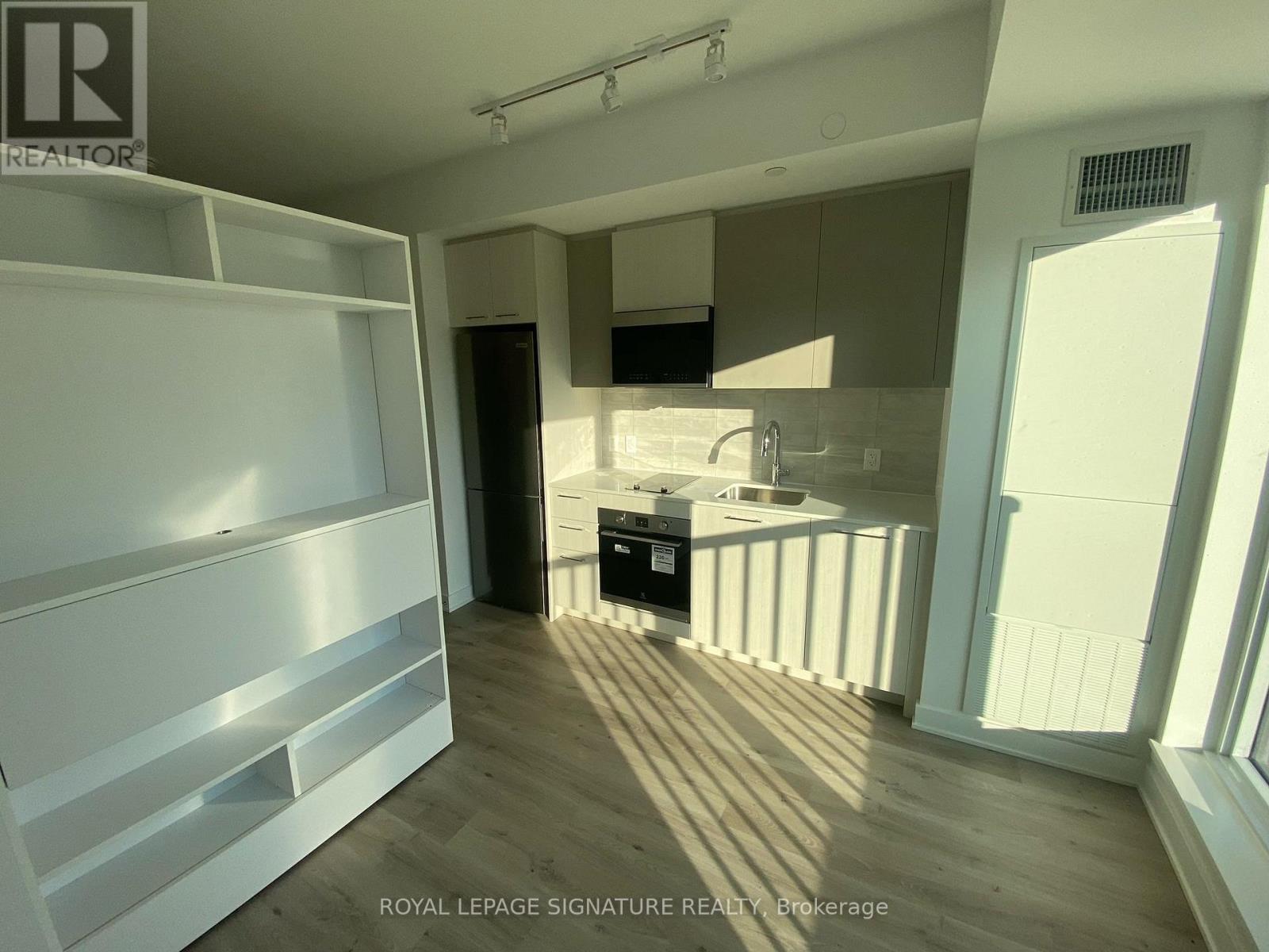 724 - 30 Dreamers Way, Toronto, Ontario  M5A 0Y7 - Photo 8 - C13593488