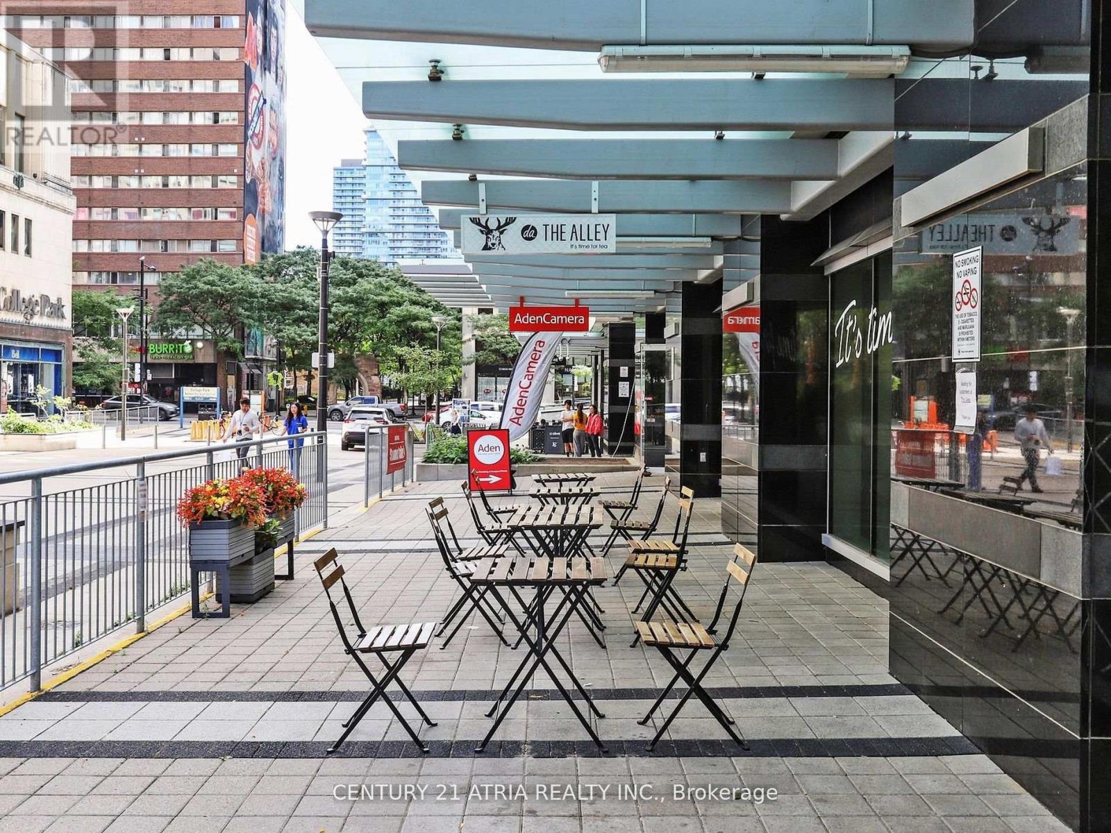 1 - 382 Yonge Street, Toronto, Ontario  M5B 1S8 - Photo 4 - C13593500