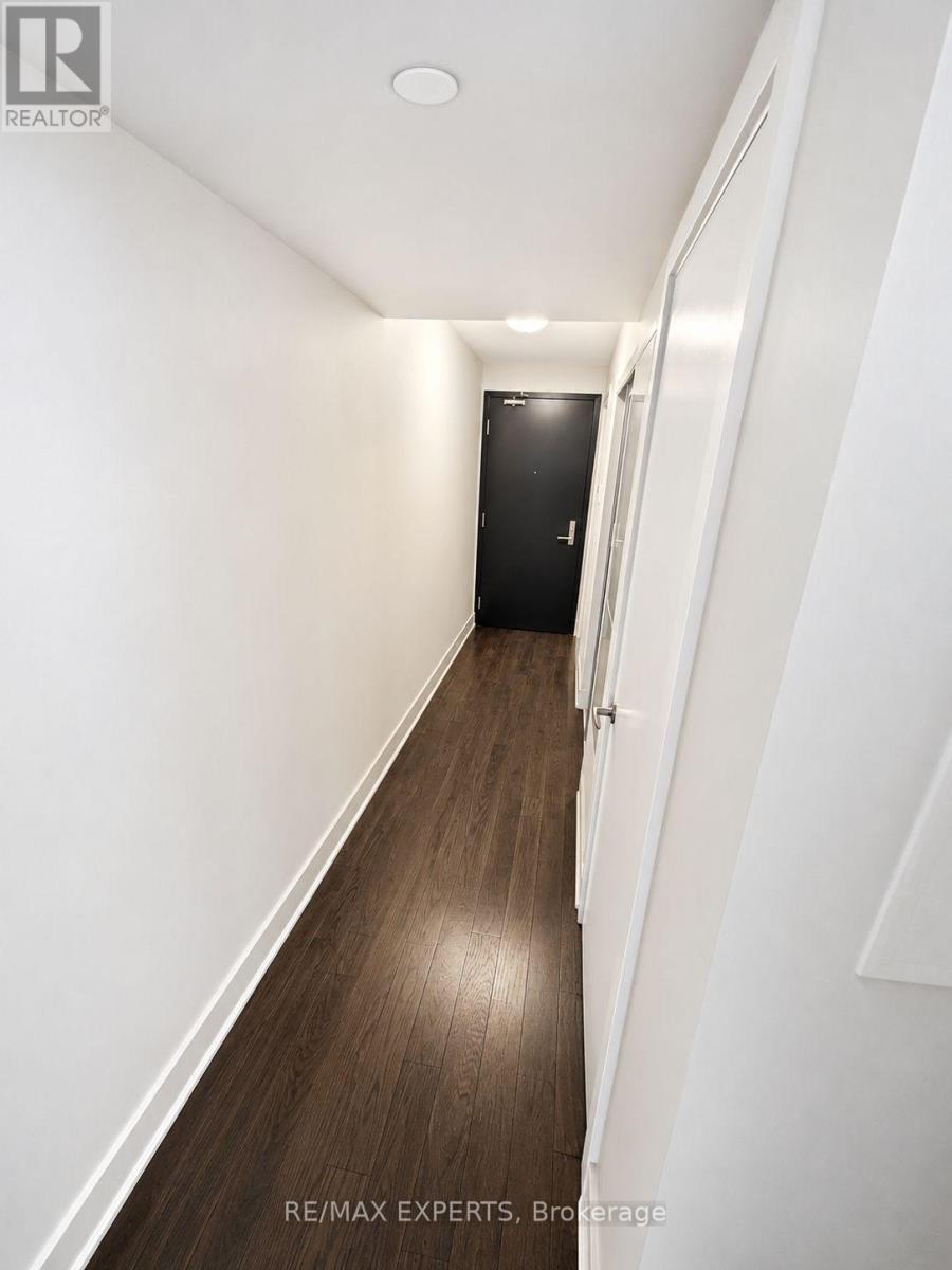 1817 - 955 Bay Street, Toronto, Ontario  M5S 0C6 - Photo 5 - C13593526