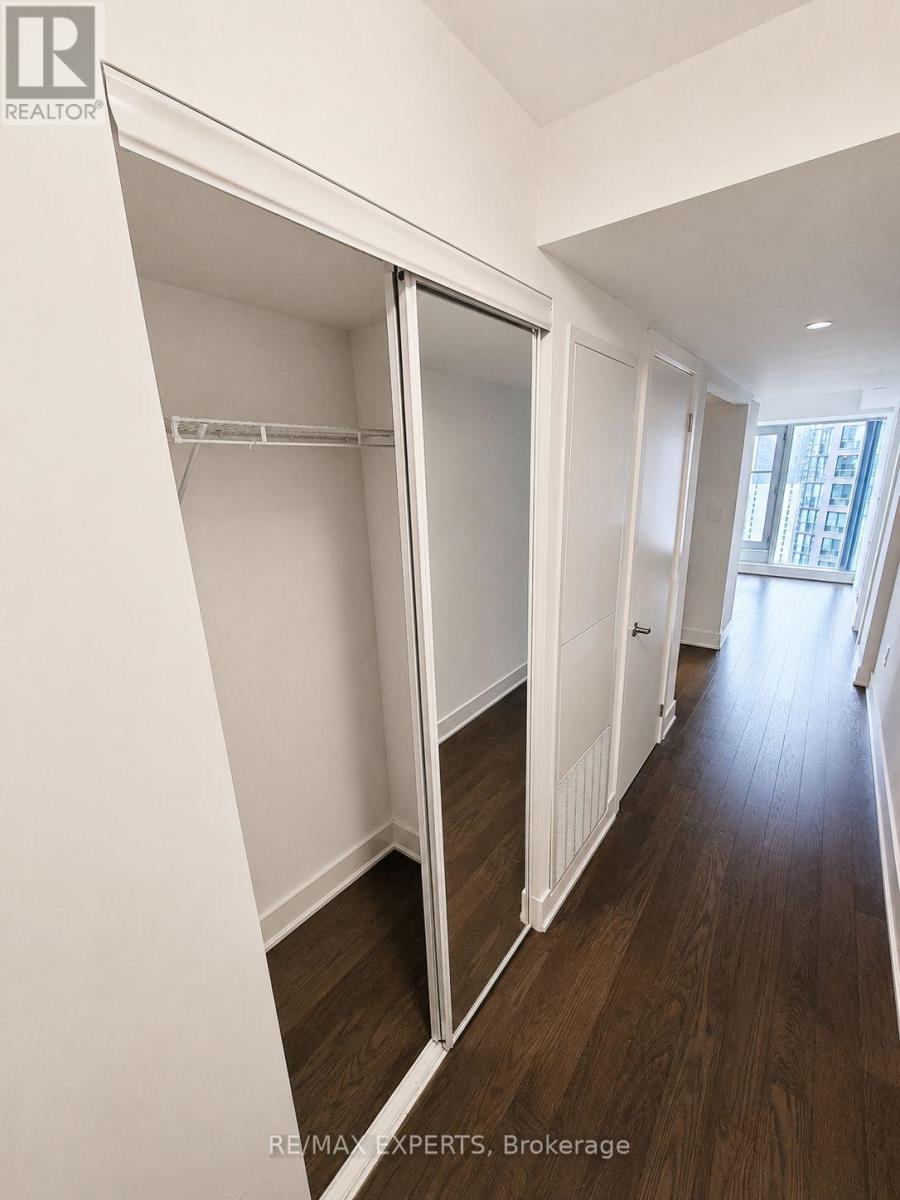 1817 - 955 Bay Street, Toronto, Ontario  M5S 0C6 - Photo 7 - C13593526