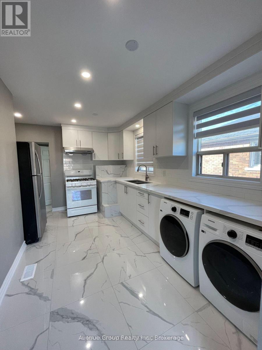 Main Fl - 542 Brimley Road, Toronto, Ontario  M1J 1A8 - Photo 4 - E13593510