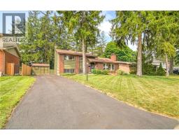 10 BRIER Crescent, Brantford, Ontario