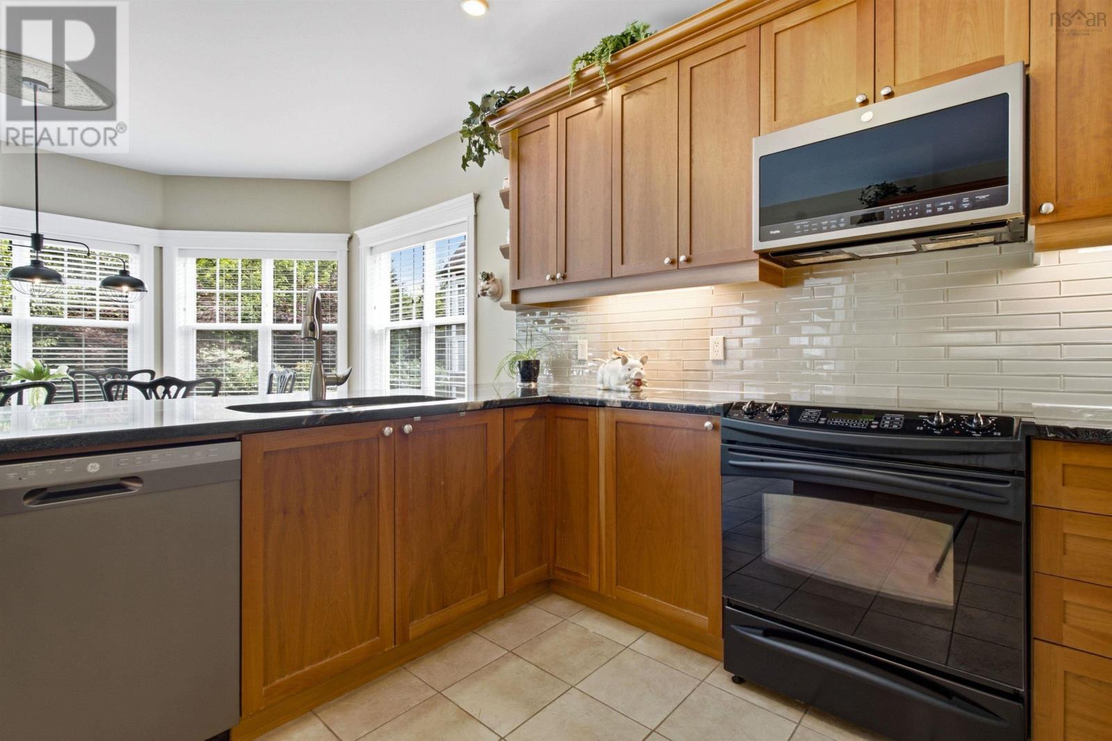 40 Greenside Lane, Hammonds Plains, Nova Scotia B4B 2A1 - Photo 15 - 202618278