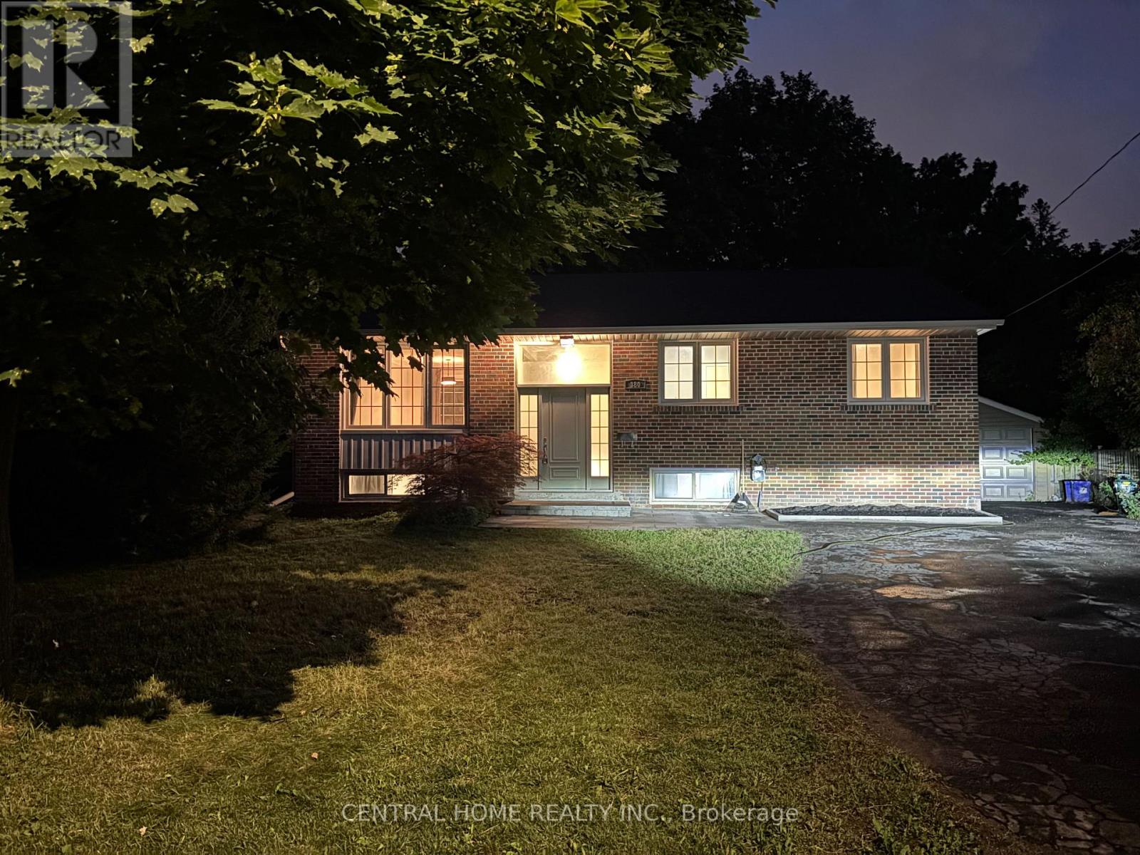 380 Bent Crescent, Richmond Hill (Crosby), Ontario  L4C 1C3 - Photo 3 - N13580784