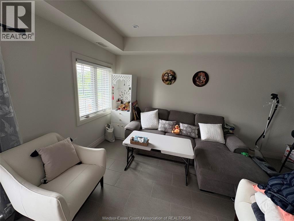 MLS# 26017656: 233 WATSON Unit# 106, Windsor, Canada