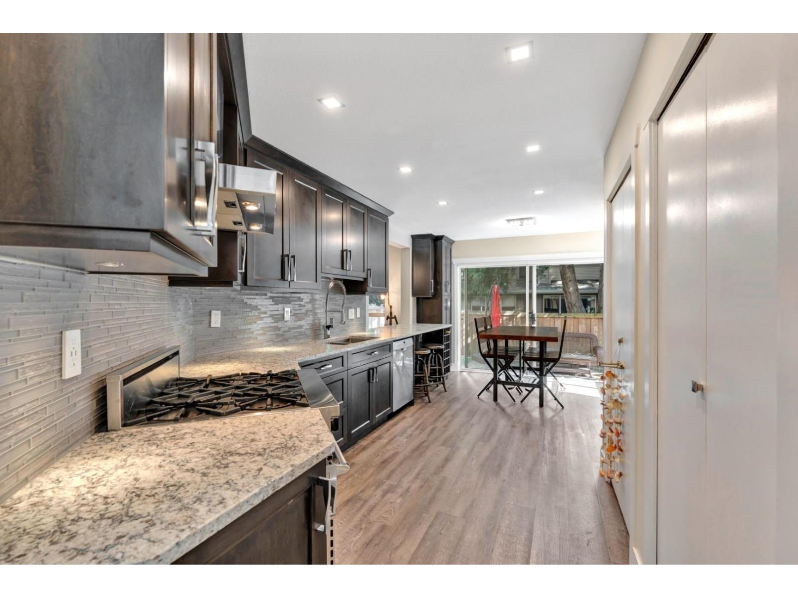 8 8257 121a Street, Surrey, British Columbia V3W 3R4 - Photo 10 - R3148897