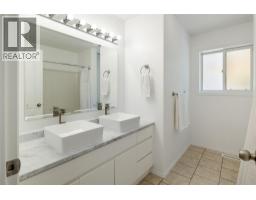 877 Toovey Road, Kelowna, British Columbia  V1X 6R2 - Photo 16 - 10394293