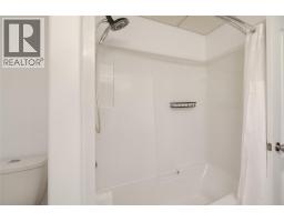 877 Toovey Road, Kelowna, British Columbia  V1X 6R2 - Photo 29 - 10394293