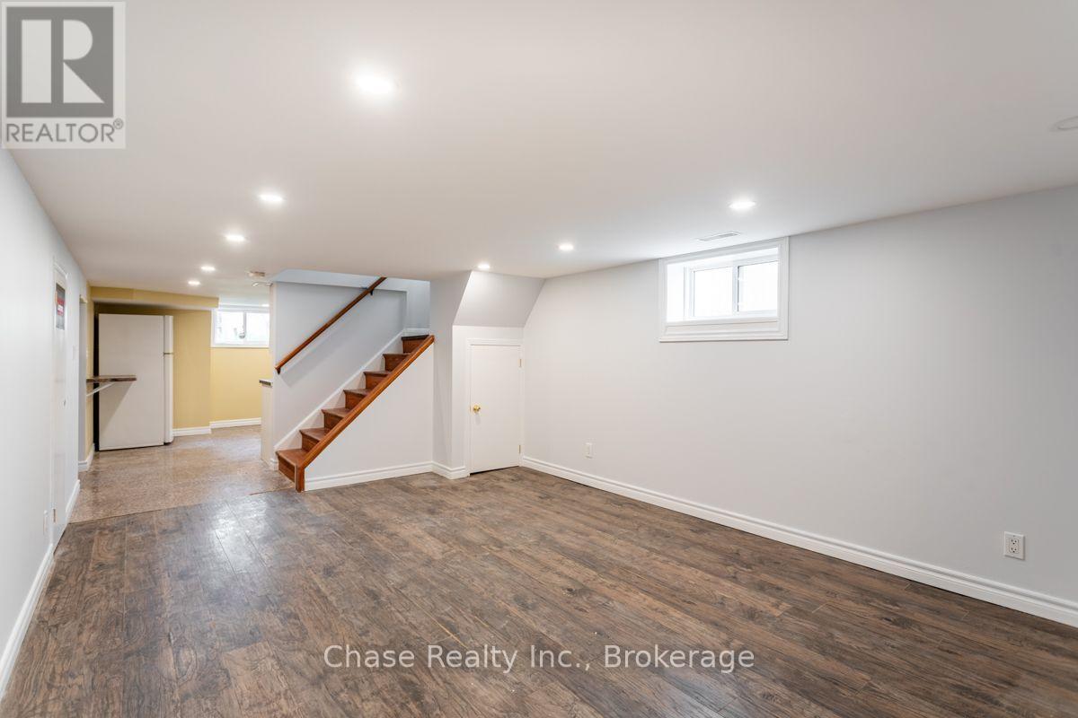 402 Guelph Line, Burlington (Brant), Ontario  L7R 3L4 - Photo 14 - W13593836