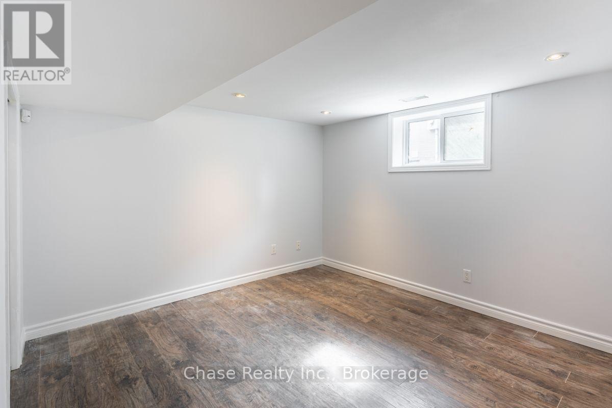 402 Guelph Line, Burlington (Brant), Ontario  L7R 3L4 - Photo 18 - W13593836