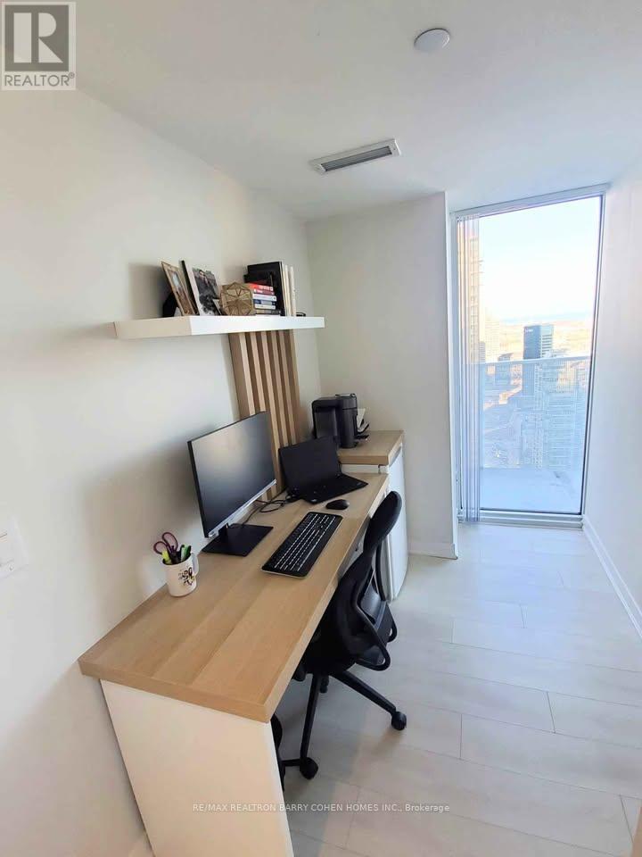 4507 - 88 Harbour Street, Toronto, Ontario  M5J 0C3 - Photo 12 - C13593622